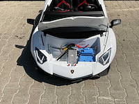Lamborghini sv aventador elektrische kinderauto - afbeelding 11 van  21
