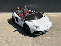 Lamborghini sv aventador elektrische kinderauto - afbeelding 13 van  21