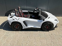 Lamborghini sv aventador elektrische kinderauto - afbeelding 17 van  21
