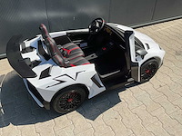 Lamborghini sv aventador elektrische kinderauto - afbeelding 18 van  21