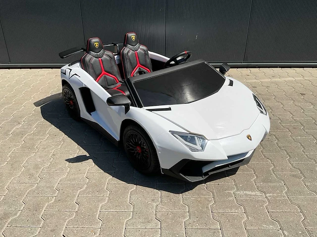 Lamborghini sv aventador elektrische kinderauto - afbeelding 13 van  21