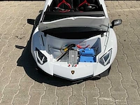 Lamborghini sv aventador elektrische kinderauto - afbeelding 11 van  21