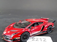 Lamborghini veneno rood\ - afbeelding 1 van  5