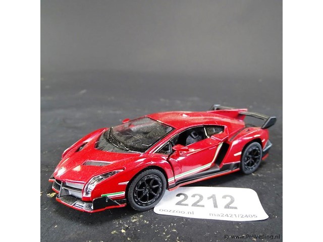Lamborghini veneno rood - afbeelding 1 van  5