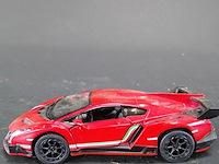 Lamborghini veneno rood - afbeelding 2 van  5