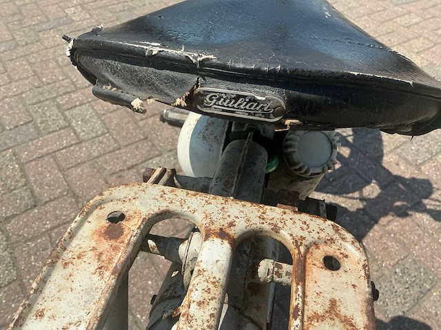 Lambretto 48 innocenti motorfiets - afbeelding 12 van  14