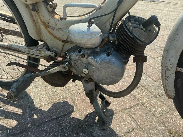 Lambretto 48 innocenti motorfiets - afbeelding 14 van  14