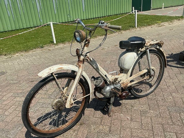 Lambretto 48 innocenti motorfiets - afbeelding 7 van  13