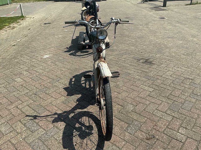 Lambretto 48 innocenti motorfiets - afbeelding 8 van  13