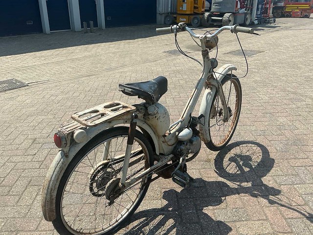Lambretto 48 innocenti motorfiets - afbeelding 10 van  13
