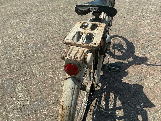 Lambretto 48 innocenti motorfiets - afbeelding 11 van  13