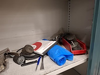 Lameldeurkast met inhoud - afbeelding 5 van  7