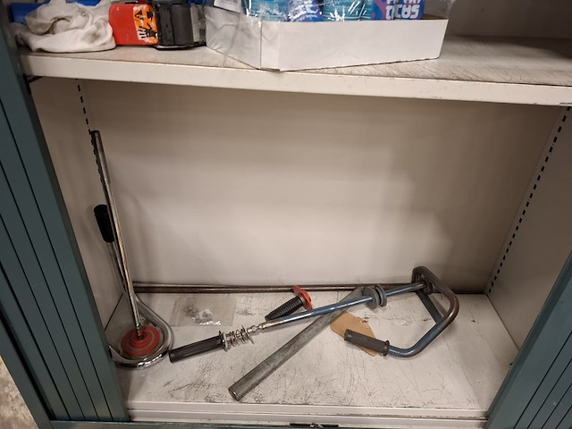 Lameldeurkast met inhoud - afbeelding 7 van  7