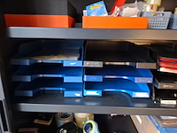 Lameldeurkast met inhoud - afbeelding 9 van  13