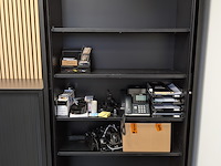 Lameldeurkast met inhoud - afbeelding 3 van  8