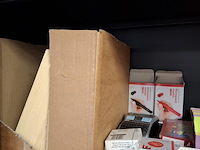 Lameldeurkast met inhoud - afbeelding 4 van  10