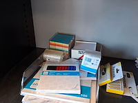 Lameldeurkast met inhoud - afbeelding 7 van  11