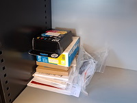Lameldeurkast met inhoud - afbeelding 11 van  11