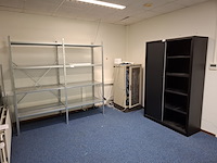 Lameldeurkast met stelling - afbeelding 1 van  5