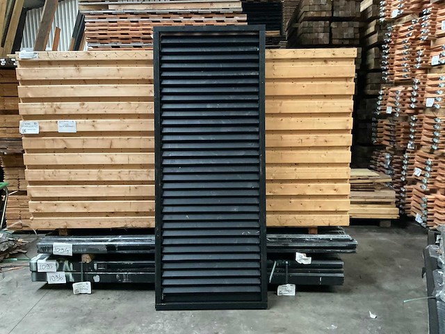 Lamellenscherm verstelbaar - zwart gespoten - 224x90 cm - afbeelding 1 van  3