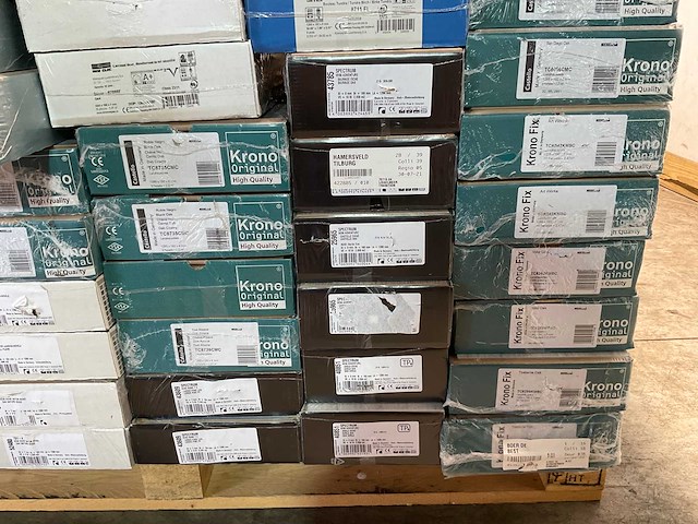 Laminaat – diverse soorten, ca. 100m² - afbeelding 7 van  12