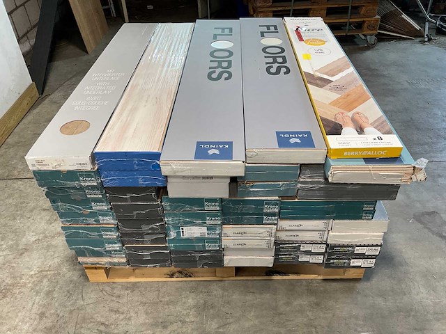 Laminaat – diverse soorten, ca. 100m² - afbeelding 6 van  12