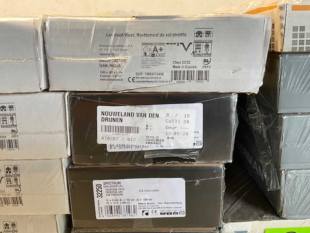 Laminaat – diverse soorten, ca. 48m² - afbeelding 2 van  13