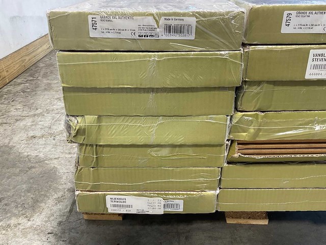 Laminaat – diverse soorten, ca. 50m² - afbeelding 11 van  11