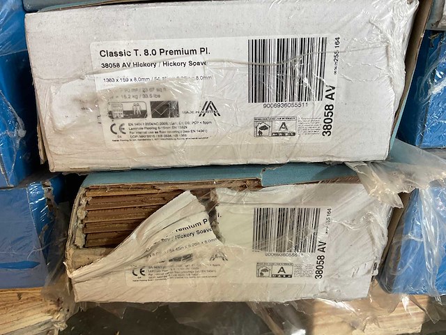 Laminaat – diverse soorten, ca. 62m² - afbeelding 6 van  16