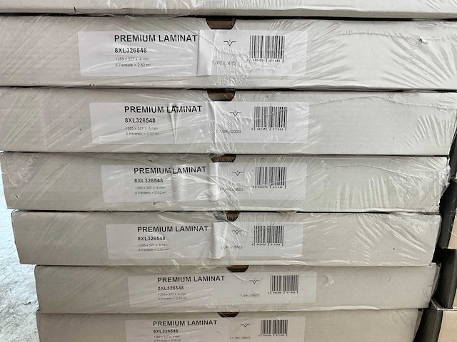 Laminaat – diverse soorten, ca. 68m² - afbeelding 12 van  12