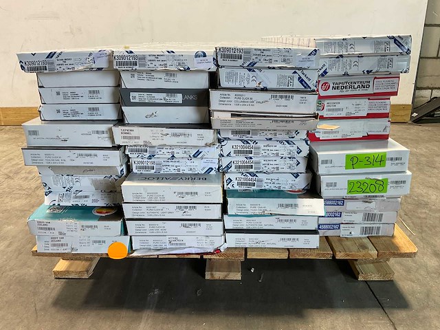 Laminaat – diverse soorten, ca. 96m² - afbeelding 12 van  17