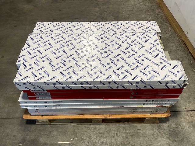 Laminaat – diverse soorten, ca. 96m² - afbeelding 10 van  17