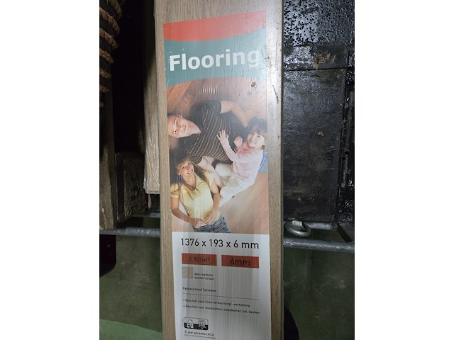 Laminaat, klick, bruin - afbeelding 3 van  4