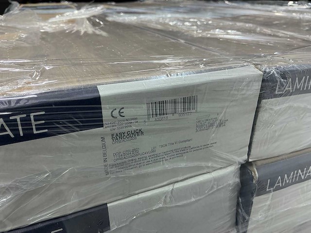 Laminate - easy click - vancouver - laminaatvloer 148 m2 - afbeelding 2 van  2