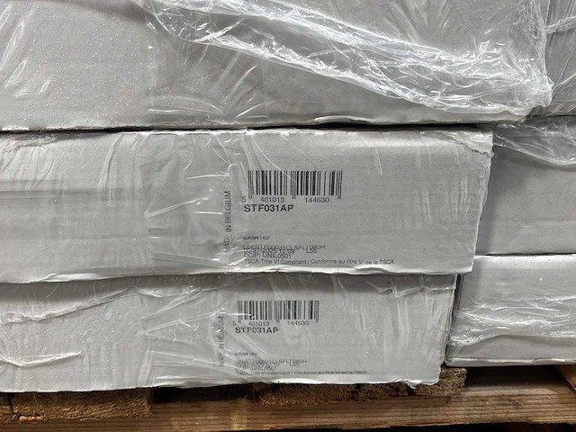 Laminate - laminaatvloer 19 m2 - afbeelding 2 van  2