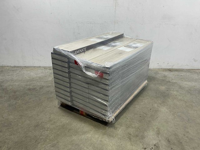 Laminate - wide beauty - oshawa - laminaatvloer 76 m2 - afbeelding 2 van  2