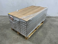 Laminate flooring - eiken beige - laminaatvloer 90 m2 - afbeelding 2 van  2