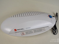 Lamineer en papiersnijmachine - afbeelding 4 van  8