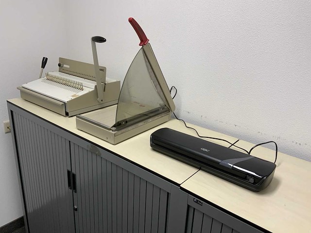 Lamirel / ideal / gbc lamineer, perforator en snijset - afbeelding 2 van  8