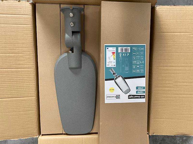 Lamp 100 w warm wit (5x) - ongebruikt - afbeelding 2 van  4