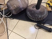 Lamp waarvan 2 bollen kapot zwart - afbeelding 5 van  5