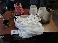 Lampenkapjes, kapstokken en divers - afbeelding 1 van  3