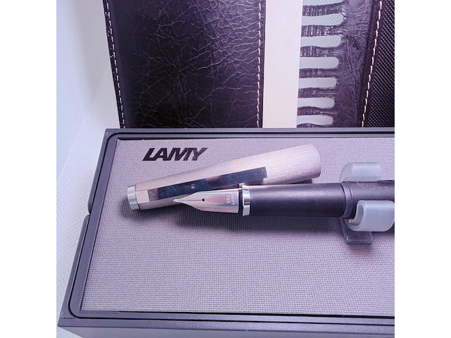 Lamy 14kt witgouden vulpen met goudkeurmerk nib - afbeelding 3 van  6