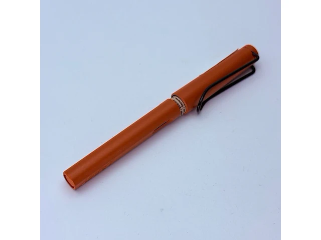 Lamy safari vulpen terra red - m nib - afbeelding 1 van  3
