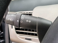 Lancia - 2005 - ypsilon - 1.2-16v oro - 79-rt-zg - afbeelding 2 van  20