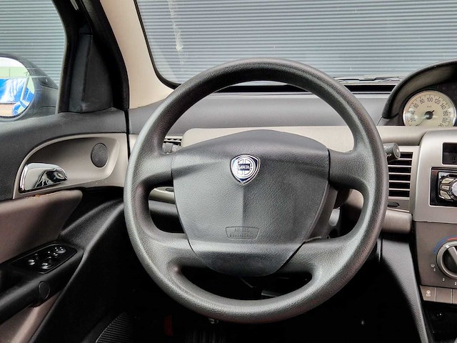 Lancia - 2005 - ypsilon - 1.2-16v oro - 79-rt-zg - afbeelding 6 van  20