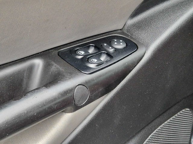 Lancia - 2005 - ypsilon - 1.2-16v oro - 79-rt-zg - afbeelding 10 van  20