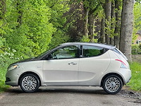 Lancia - 2012 - ypsilon - 1.2 bi-fuel platinum - 59-tjz-9 - afbeelding 11 van  18