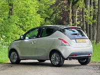 Lancia - 2012 - ypsilon - 1.2 bi-fuel platinum - 59-tjz-9 - afbeelding 12 van  18