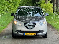 Lancia - 2012 - ypsilon - 1.2 bi-fuel platinum - 59-tjz-9 - afbeelding 13 van  18
